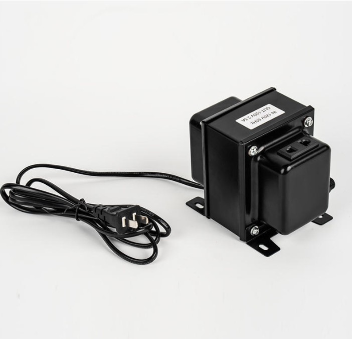 Varför används EI-kärndesignen i stor utsträckning i Isolation Transformer?